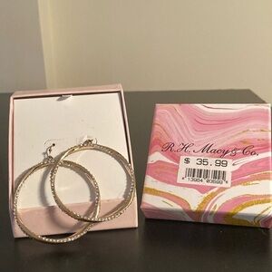 Gold Minimalist Hoop Earrings